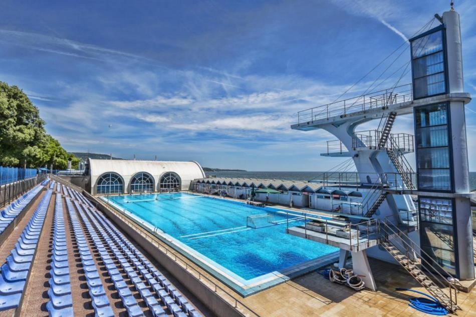 Sea Garden Apartment Varna Exterior photo